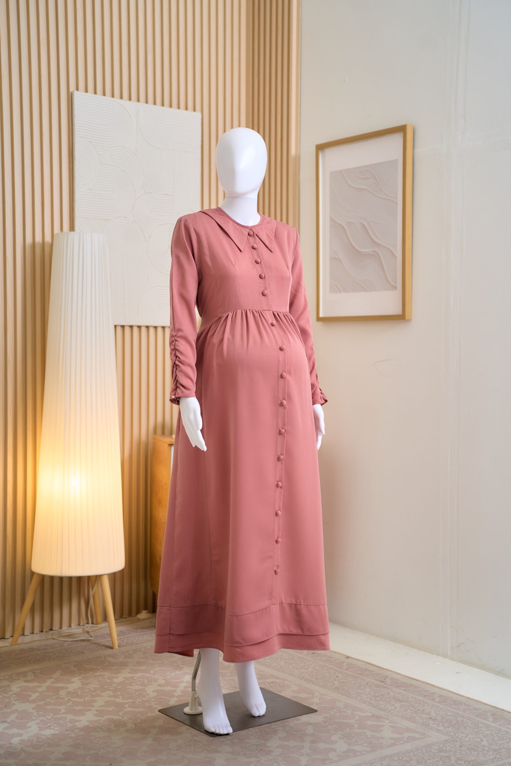 Ruffle Ivory in Dusty Pink