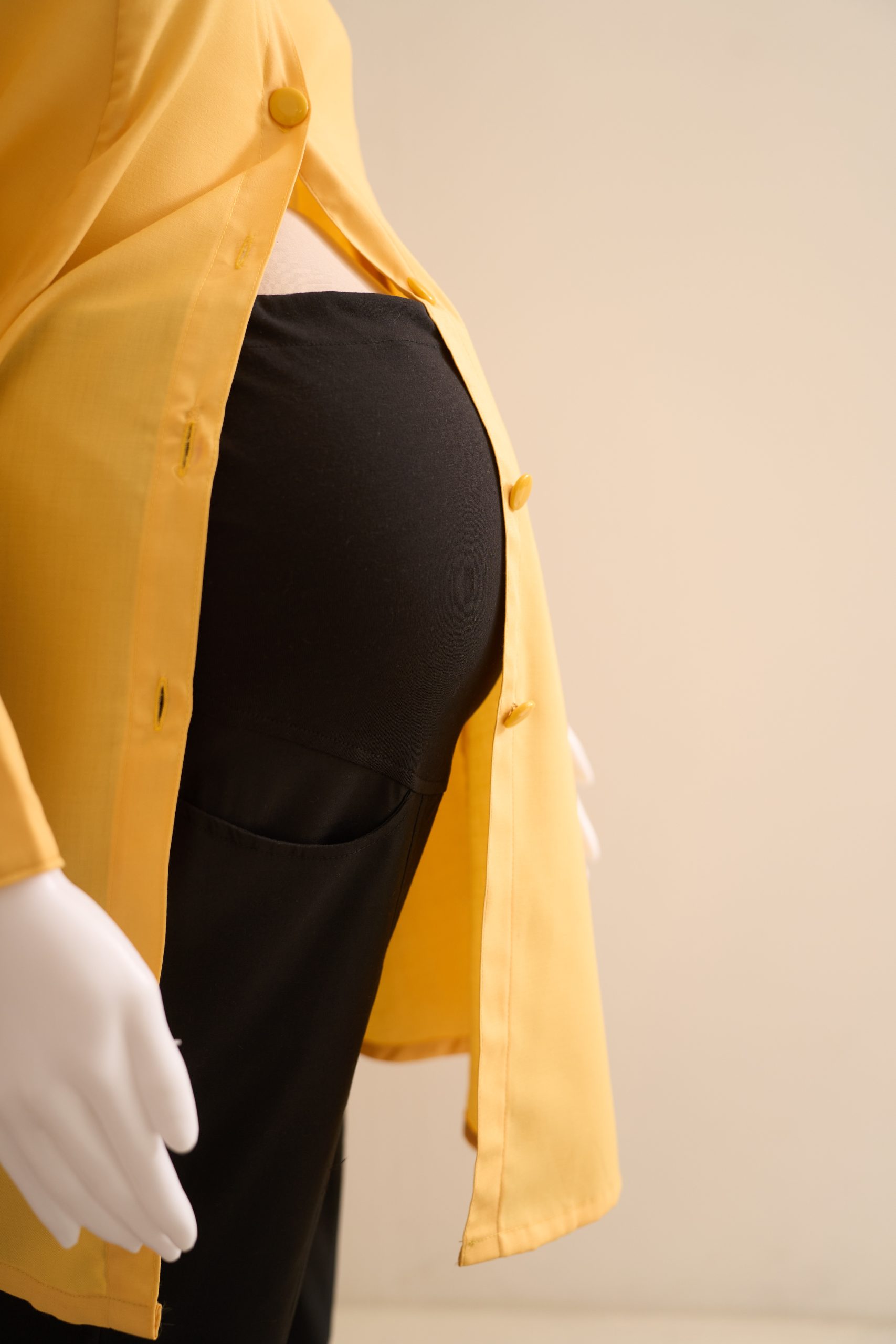 Adjustable Luna Maternity Pants in Black - Image 4