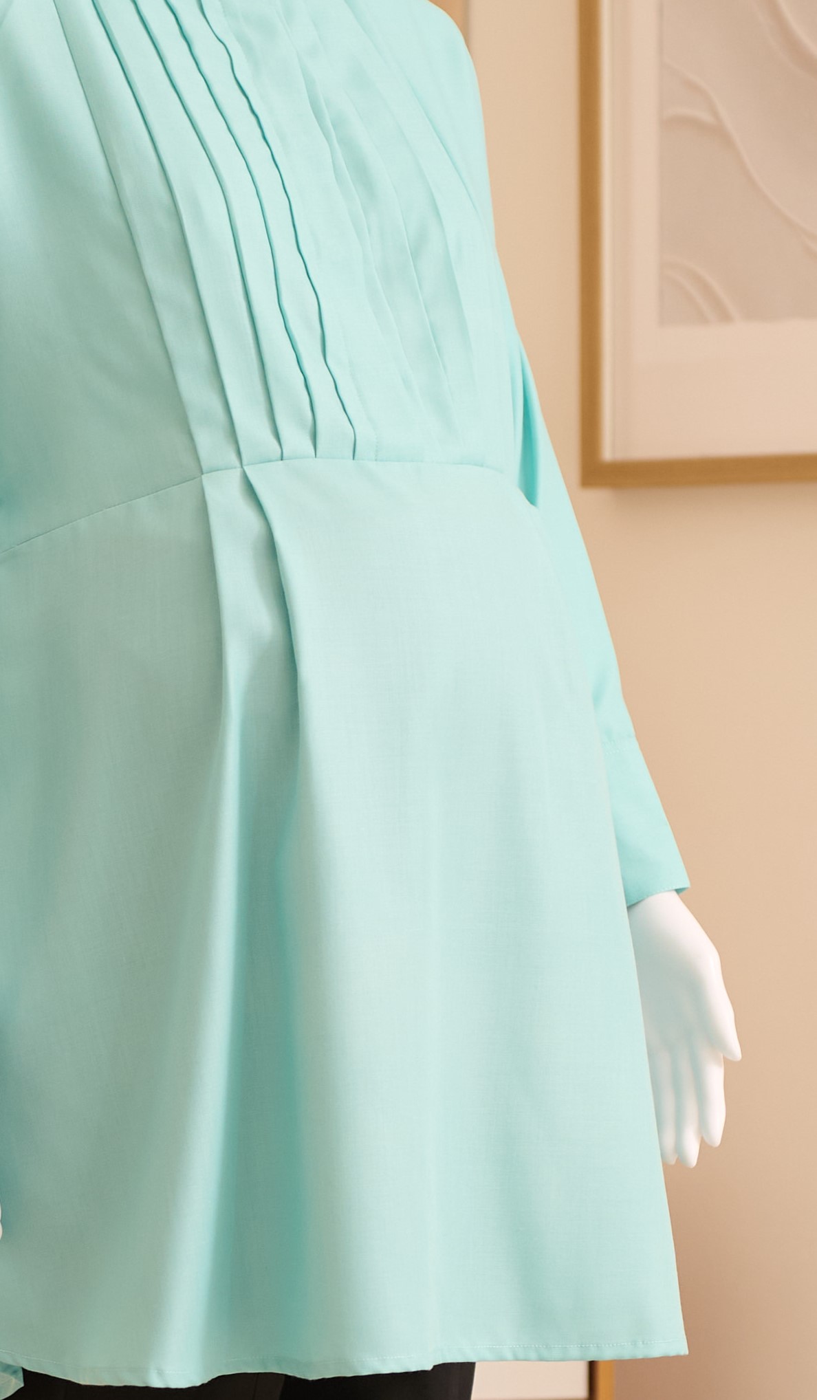Sofia Pleated Lily in Blueberry - Image 2